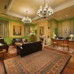 Marrol's Boutique Hotel