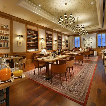 مارولز البوتيكي 5*