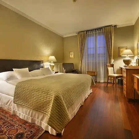 Marrol's Boutique 5*