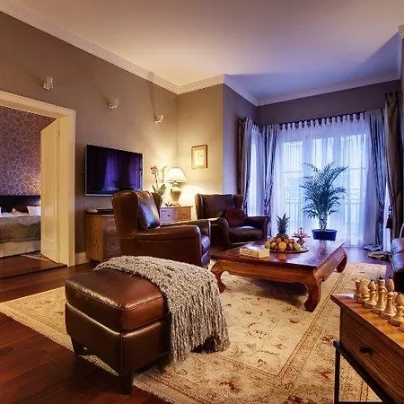 مارولز البوتيكي 5* براتسيلافا