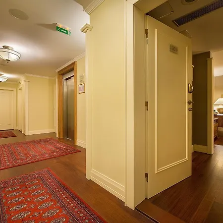 فندق مارولز البوتيكي 5*