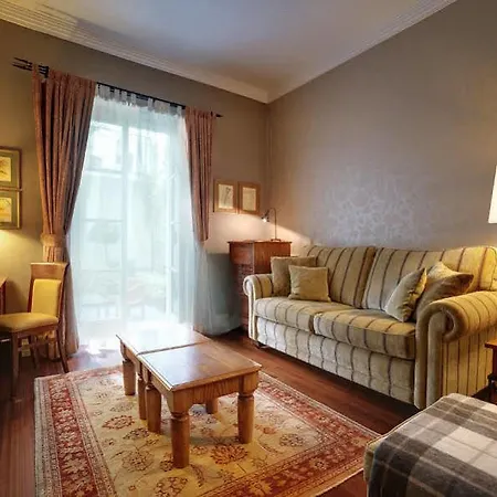 Hotel Marrol's Boutique