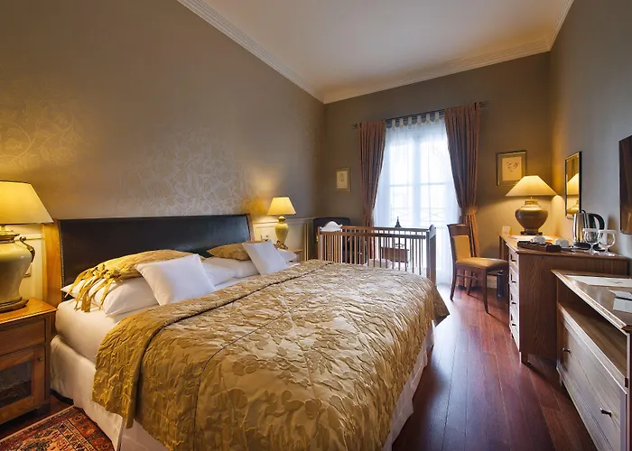 Marrol's Boutique 5*