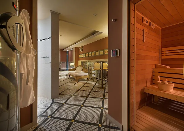 Marrol's Boutique 5*